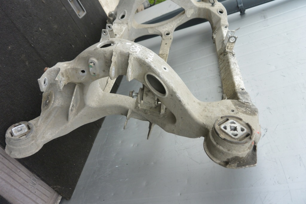 фото №5, Подрамник балка подвеска задняя tesla model s 12-16