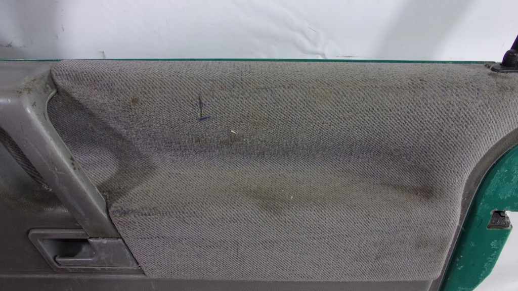 фото №4, Обшивка дверь правый перед vw transporter t4