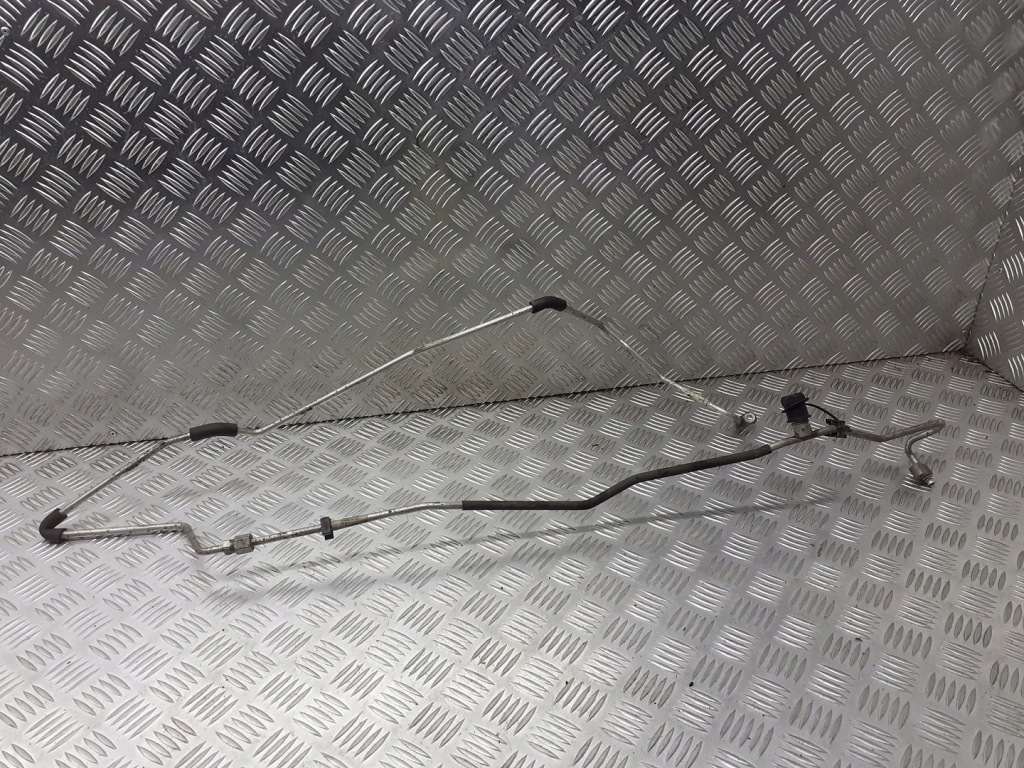 фото №1, Шланг кондиционера volvo v40 2.0 t 30887740