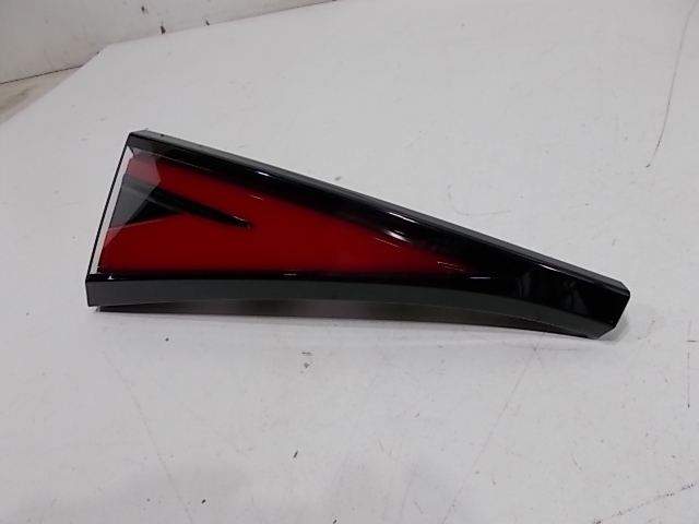 фото №2, Kia sportage v 21-24 лампа левая задняя w крышка org