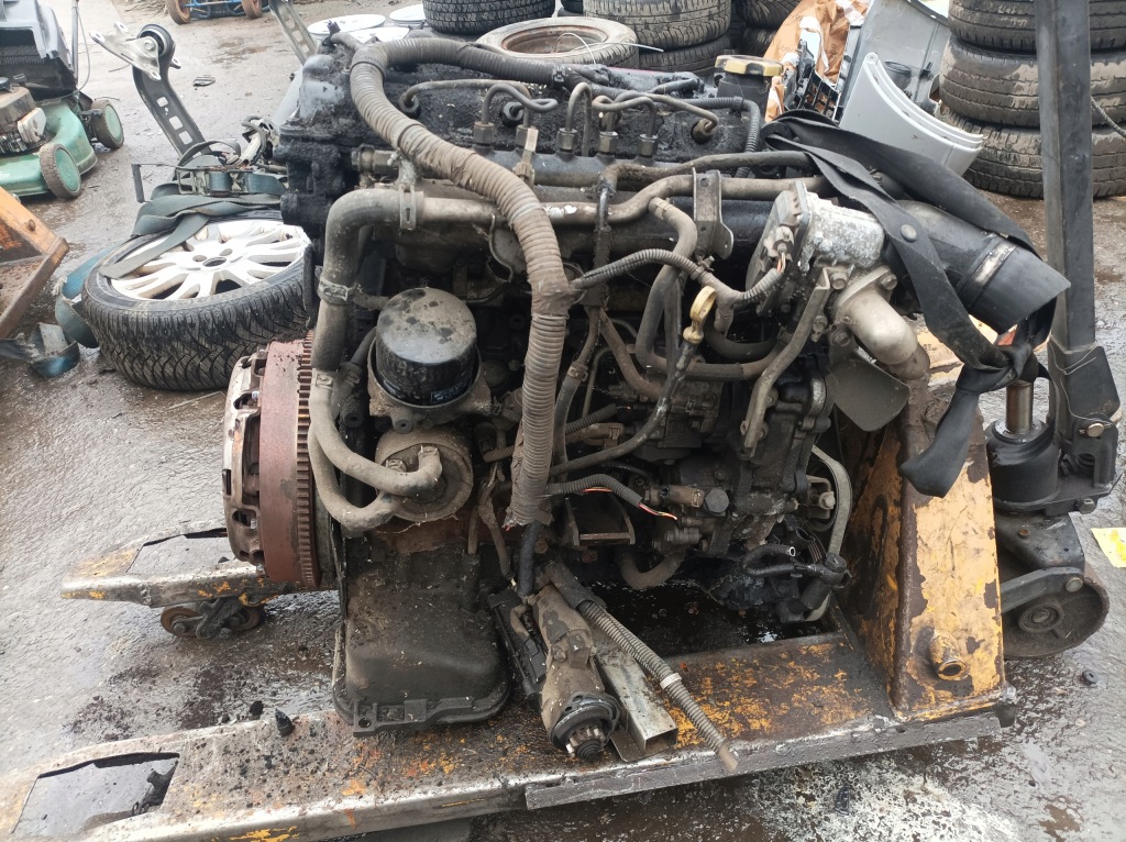 Двигун комплектний  nissan cabstar 2,5 yd25 Оригінал