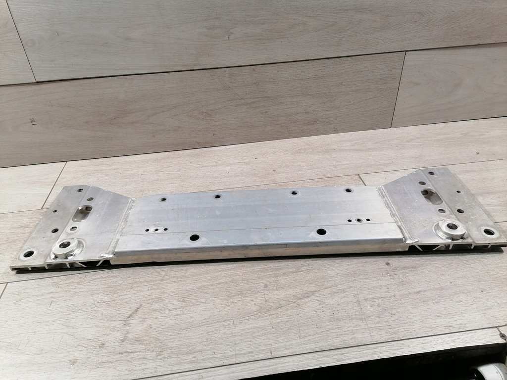 фото №9, Porsche 911 992 підсилювач підрамник перед 992401157b