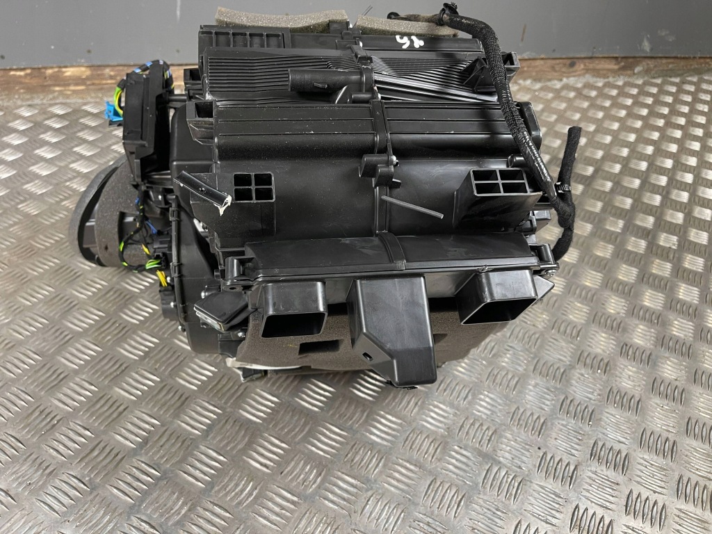 фото №10, Peugeot 2008 ii 2023 обігрівач / комплект