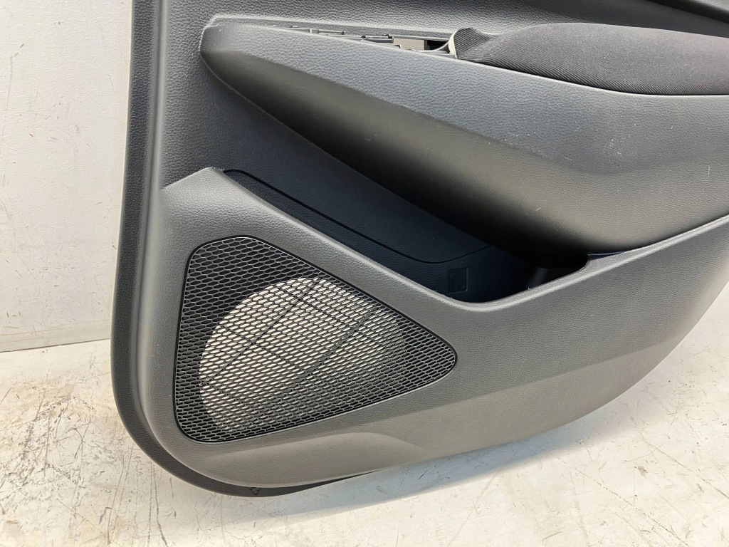 фото №6, Corolla e21 kombi обшивка оббивка двері задніх правий задня тканинний