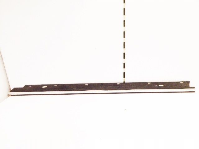 фото №1, Audi a6 c5 молдинг ущільнювач задня ліва kombi