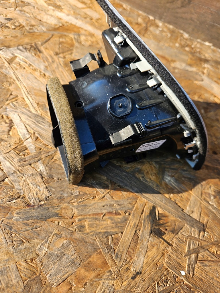 фото №11, Решітка обдув ліва audi a4 b8 a5 8t1820901h