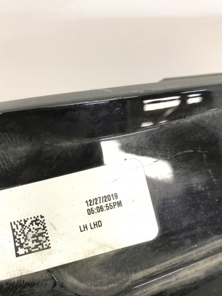 Фара левый перед tesla model 3 led 1077375-00-c с Разборки