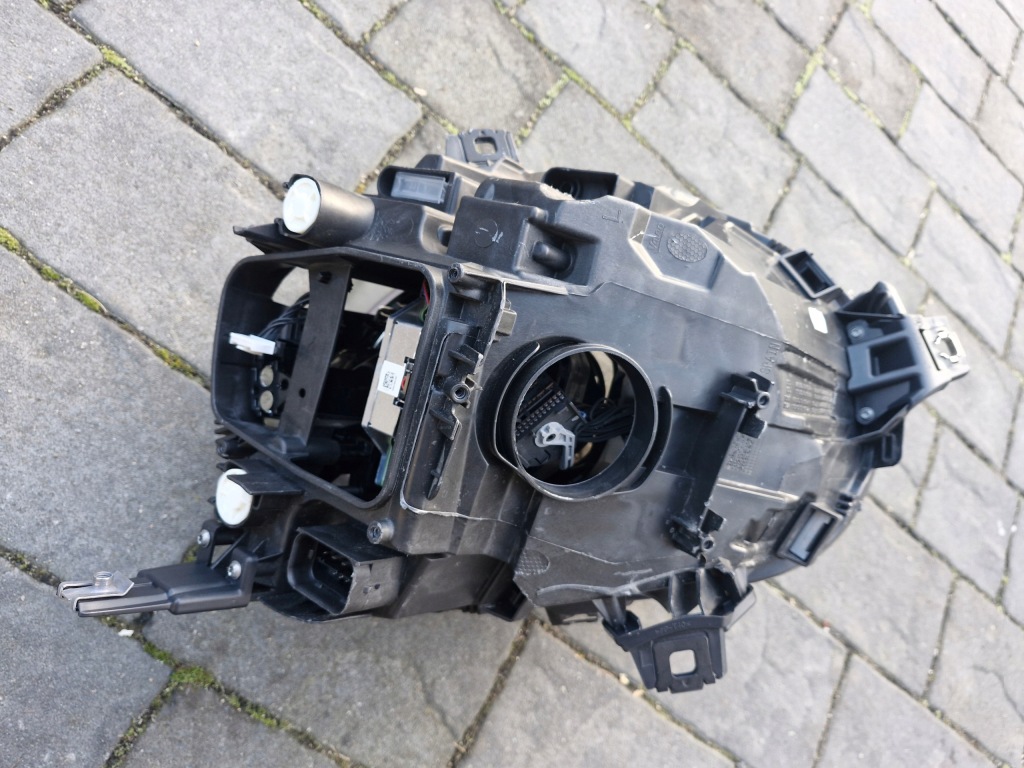 Mini cooper f56 рестайлінг  ліва фара full led тонована європа Зі Шроту