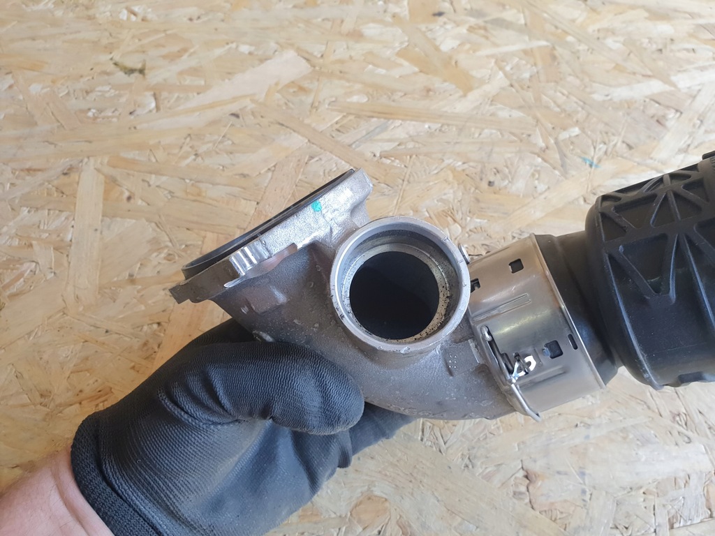 фото №4, Volvo xc60 ii труба інтеркулер turbo 32240065