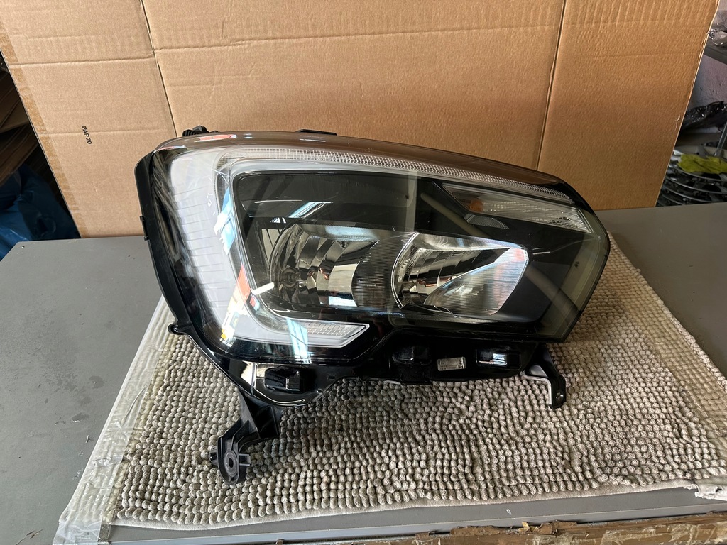 фото №9, Renault master iv лампи передні ліва права оригінальні з led версія europa