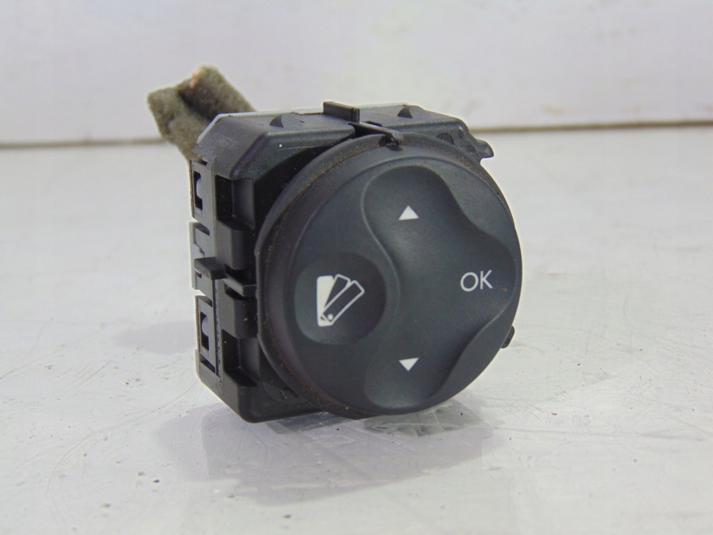 фото №1, Перемикач дисплея scenic iii 283950001r