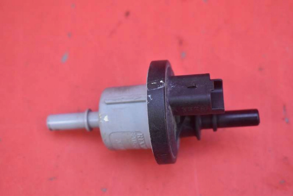 фото №5, Клапан вакуумa 8200248821 dacia sandero 2 ii 1.0 sce 73 km 17-20