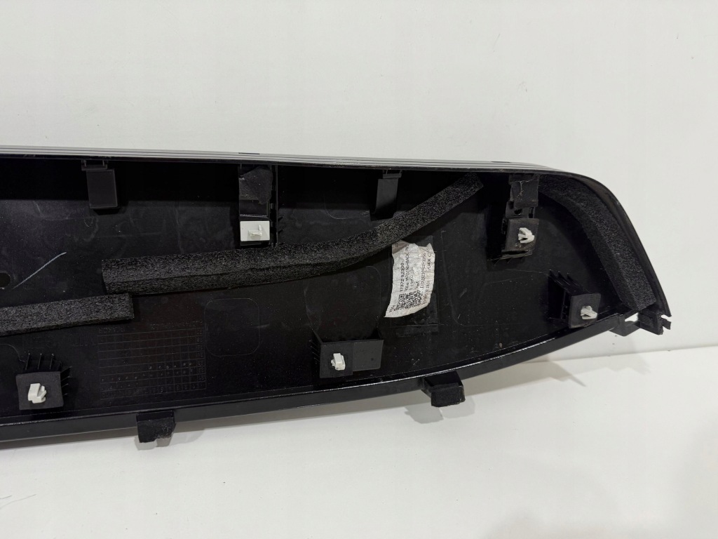 Накладка молдинг крышки задний w крышка задний  kia sportage v 5 21- 87372-r2300 с Разборки