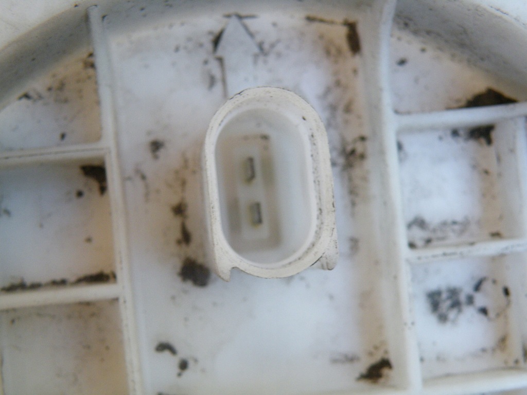 фото №11, Audi a6 c5 2.7t quattro wksaźnik датчик рівня пального поплавок 221824