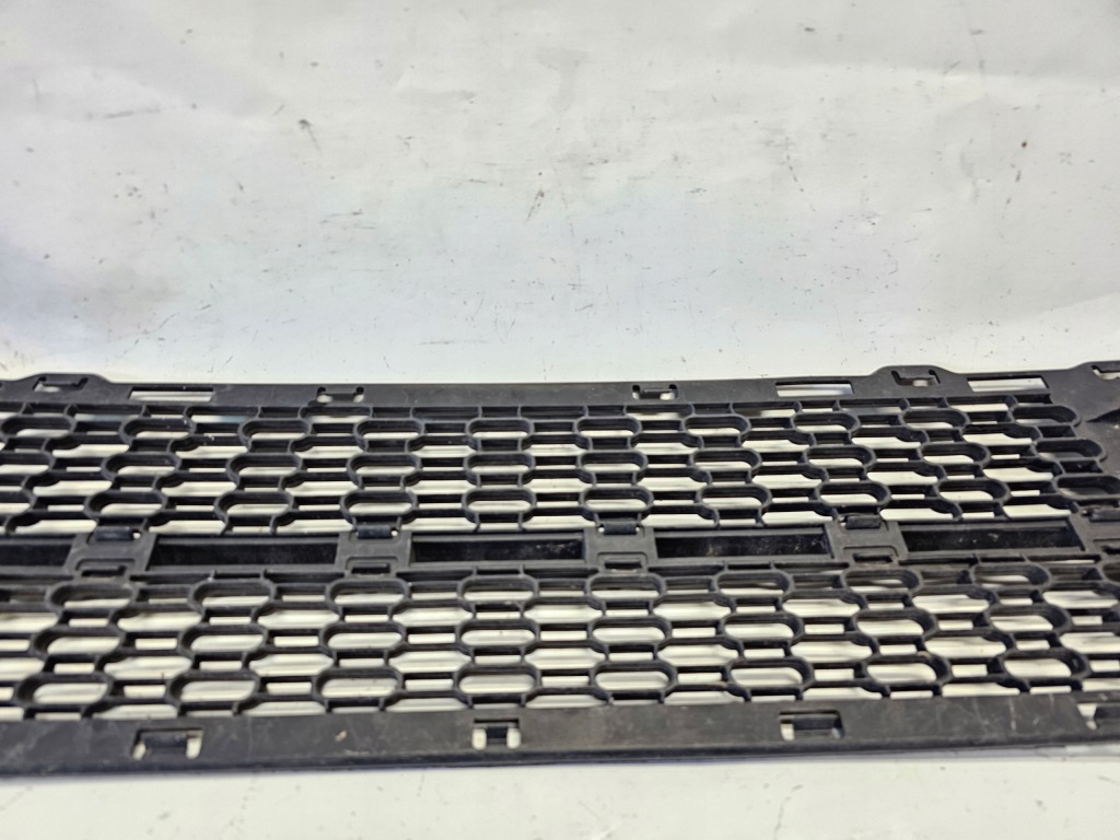 Решётка бампера средняя перед mini cooper r55 r56 Киев