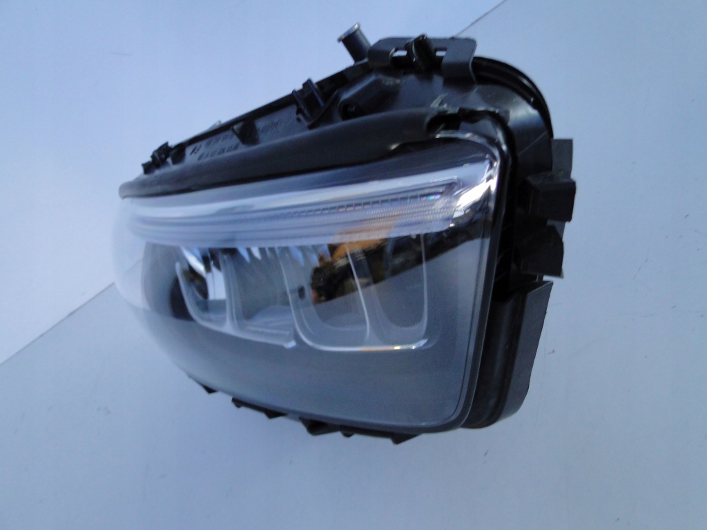 Mercedes a klasa 177 w177 фара правый  led в Украине