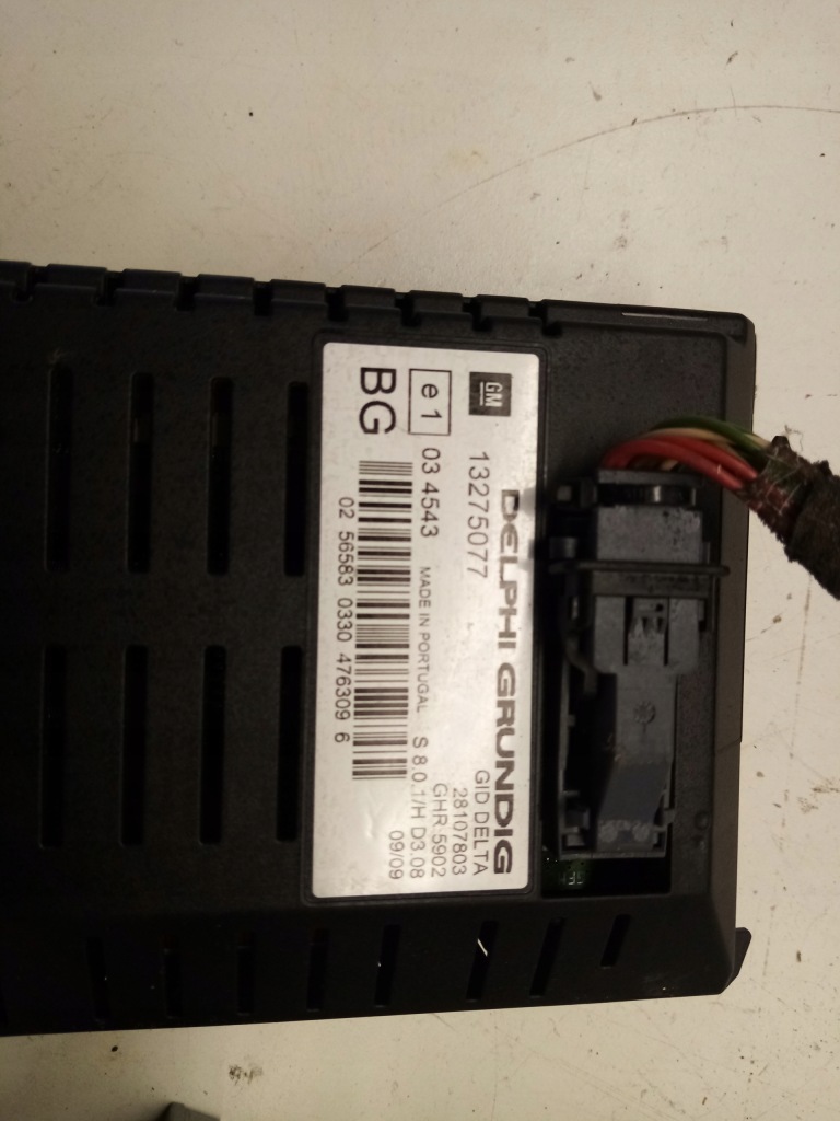 Радио cd30 13289932 дисплей 13275077 навигации opel zafira b европа с Разборки