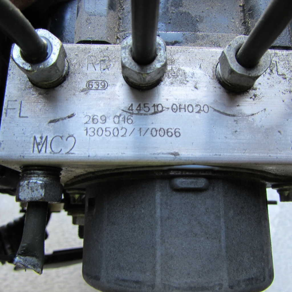 фото №4, Насос abs toyota aygo i