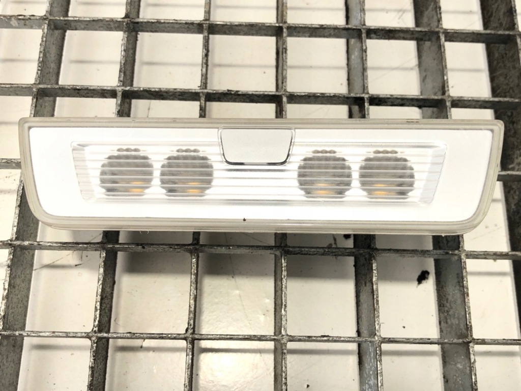 фото №1, Лампа потолочная volvo fh ii 23710845 хэтчбек