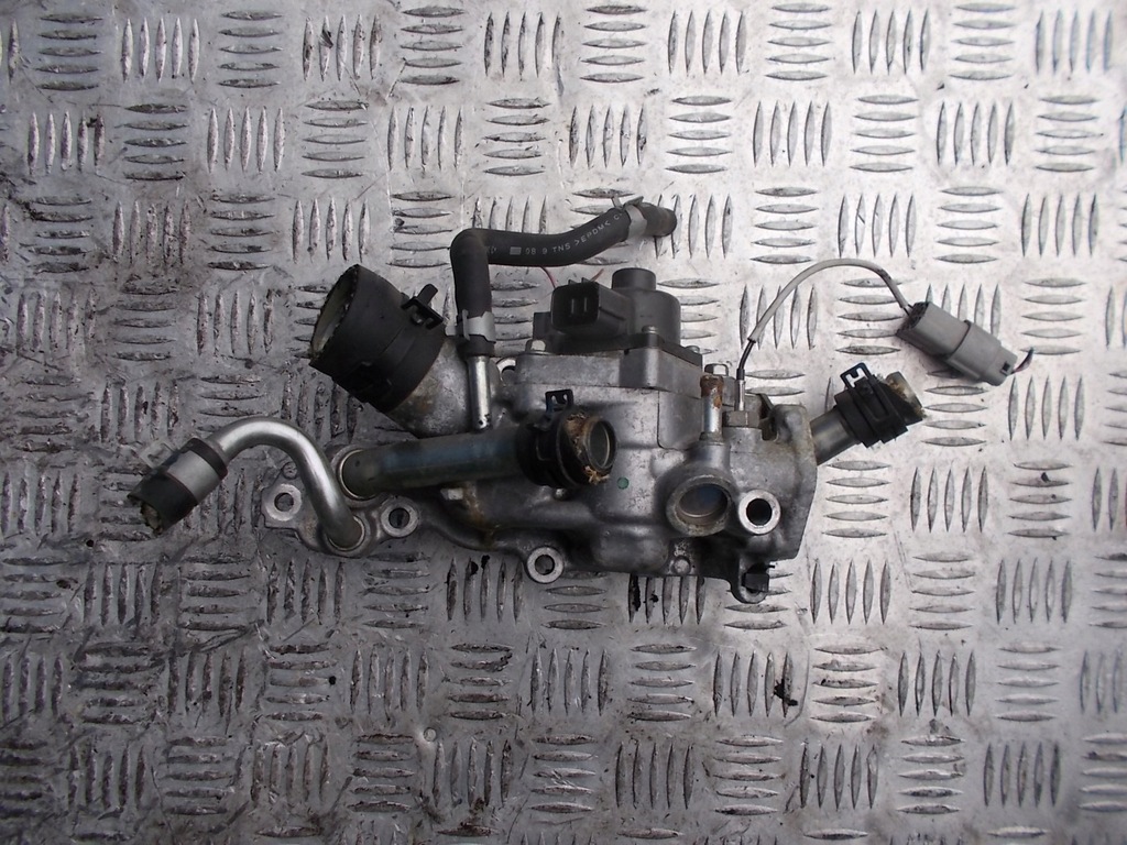 фото №1, Nissan qashqai serena термостат 2.0 16v mr20