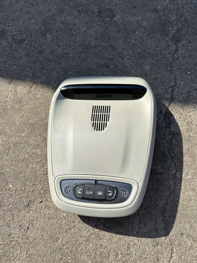 фото №1, Лампа стельовий volvo v40 ii 2016-2019