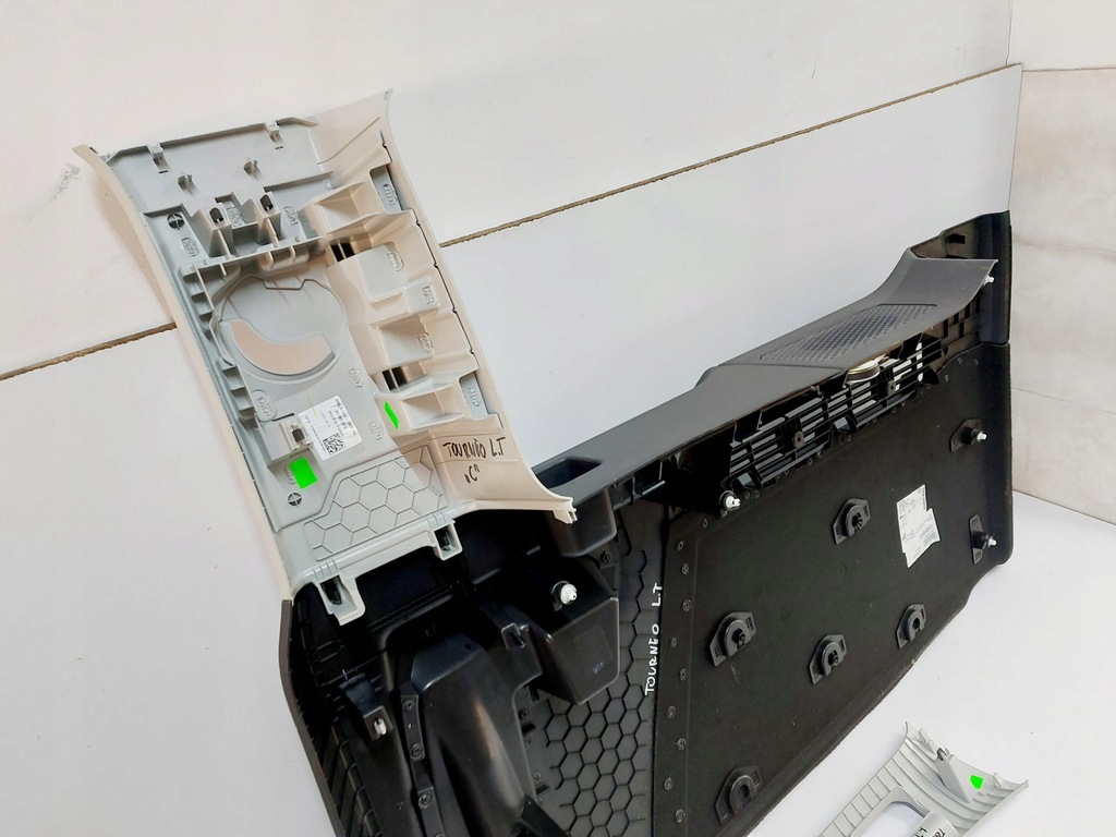 фото №9, Ford connect tourneo mk3 caddy 2k7 23r. обшивка багажника левый задняя