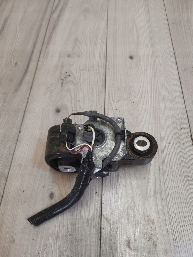 фото №6, Infiniti qx50 2.0t кронштейн подушка двигуна коробки