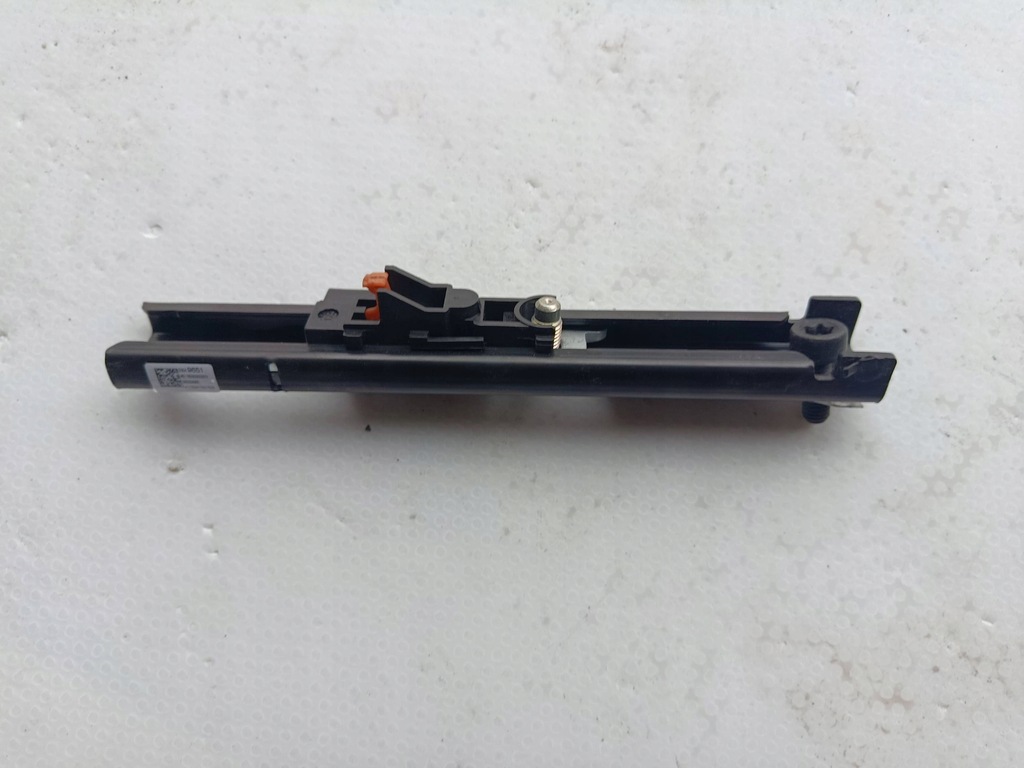 фото №8, Регулювання висоти поперечина безпеки лівий citroen c3 aircross