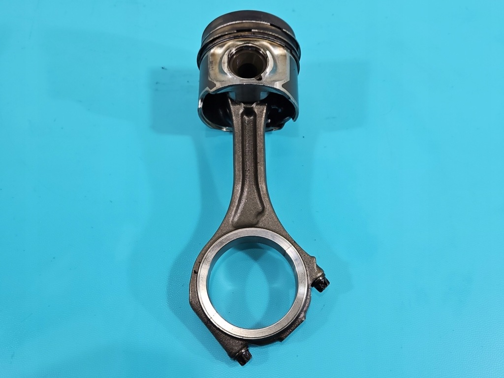 Купити Поршень audi a6 c6 3,0 tdi 224km