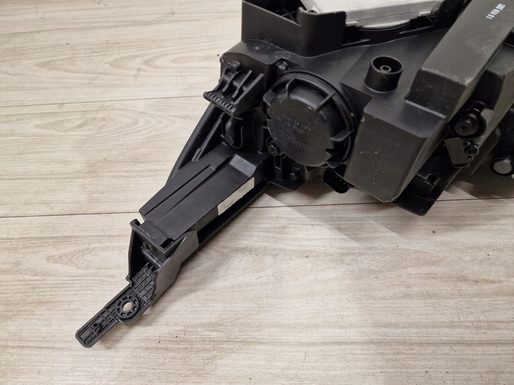 фото №9, Лампа фара правий full led kia stonic lift 20-