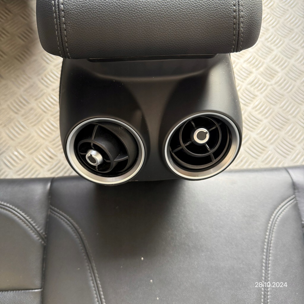 фото №10, Сидіння шкіряний тунель заднє сидіння alfa romeo stelvio