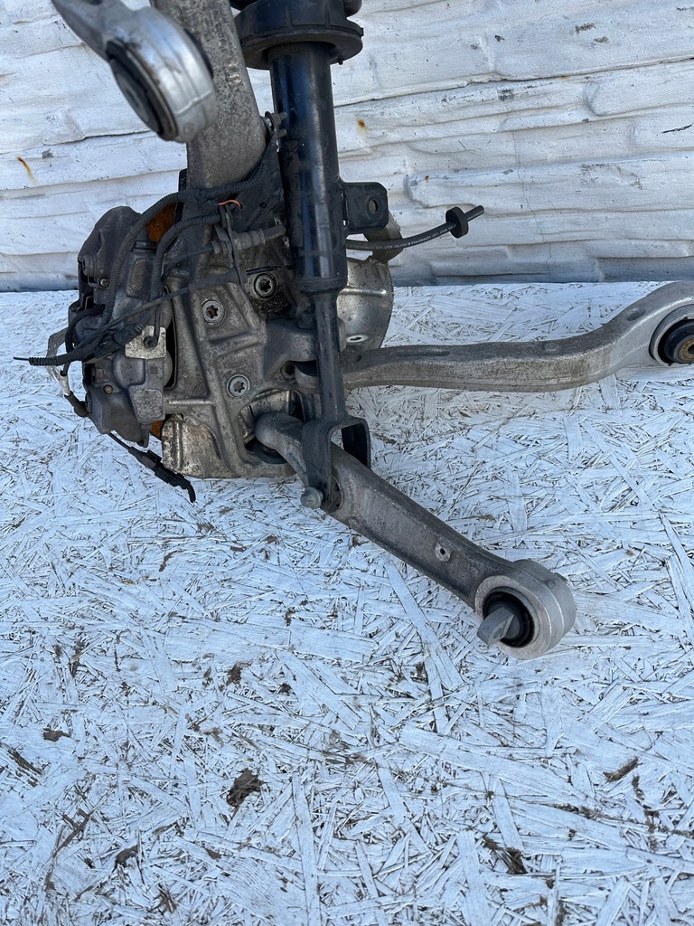 фото №3, Giulia подвеска поворотный кулак амортизационная стойка левый перед