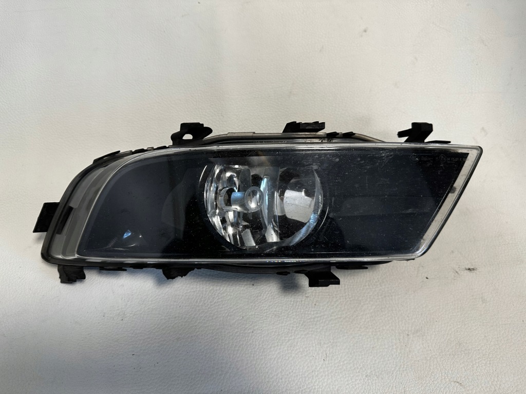 фото №1, Skoda superb ii противотуманная фара правый 3t0