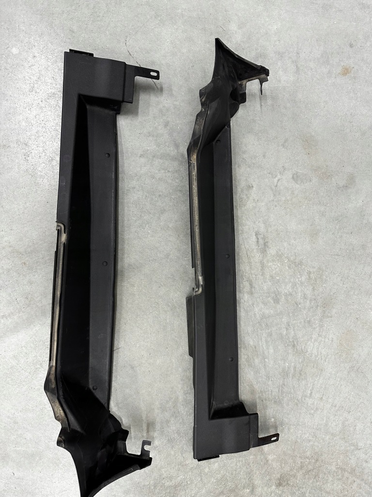 фото №1, Молдинг защита крыла левый правый перед q5 80a