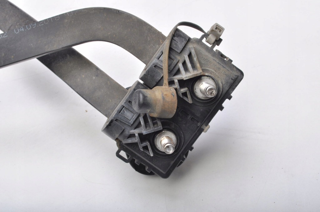 Mercedes w177 шланг аккумулятор a1775403431 Цена