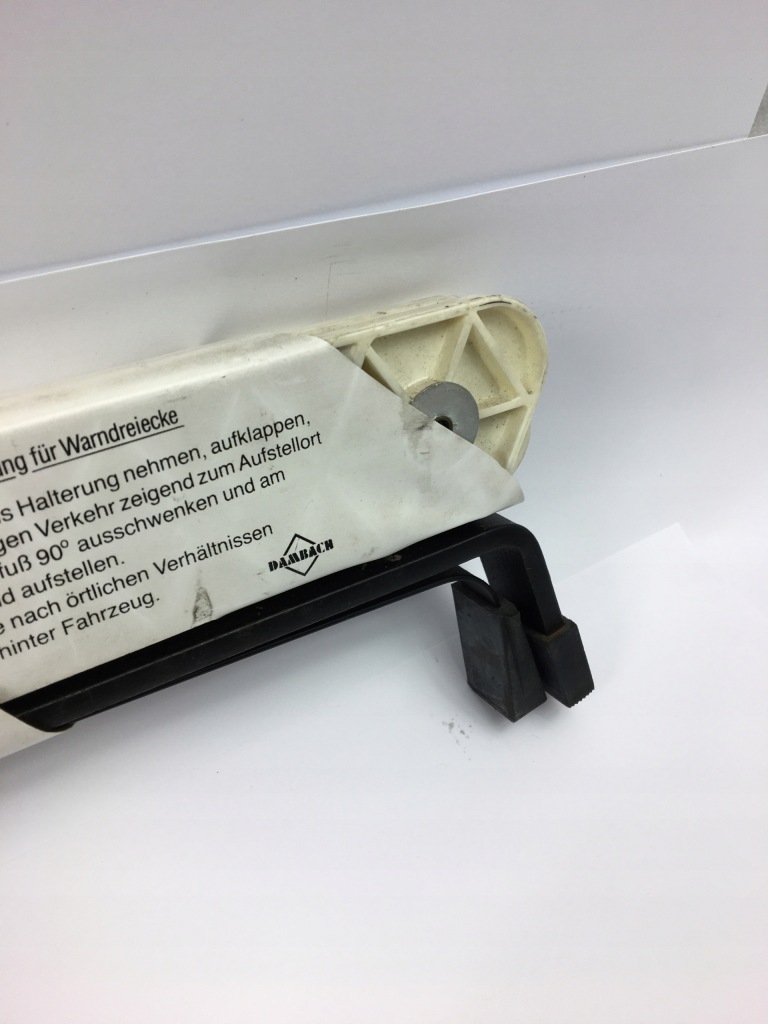 Треугольник предупредительный mercedes w124 универсал s124 sl r107 slc w107 0005905912 Киев