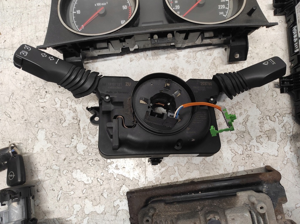 фото №5, Opel astra h iii 3 04- 1.7cdti набор стартовый блок управления 55556829