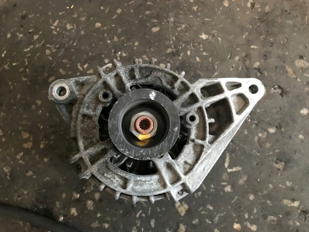 Купить Генератор mercedes-benz оригинальный номер a0009063332