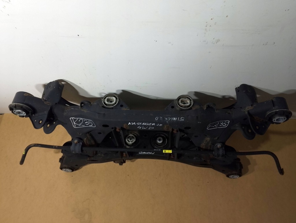 фото №7, Kia stinger 2,0t 4wd подрамник задние 55510j5100 k235