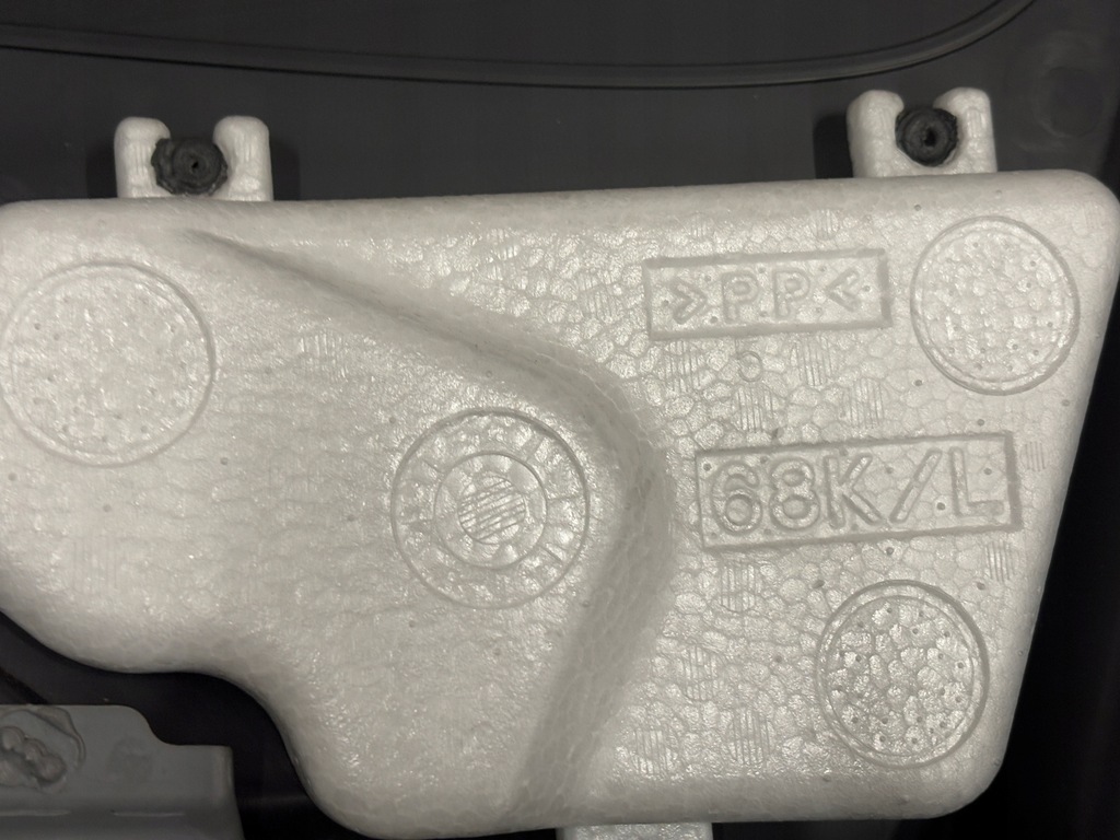 фото №8, Обшивка обивка дверь левая перед suzuki alto 5d 2009-2014