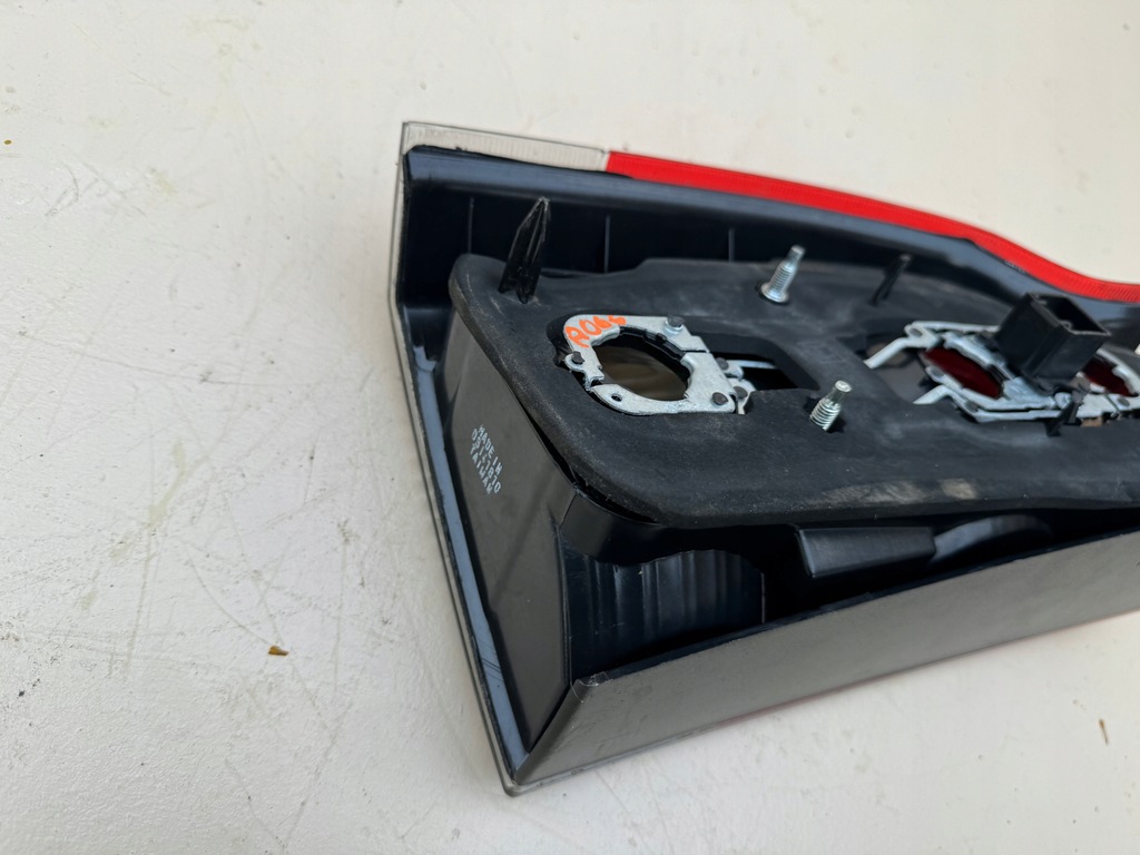 фото №13, Volvo v70 ii 2 00-07r лампа нижня правий задня права задня