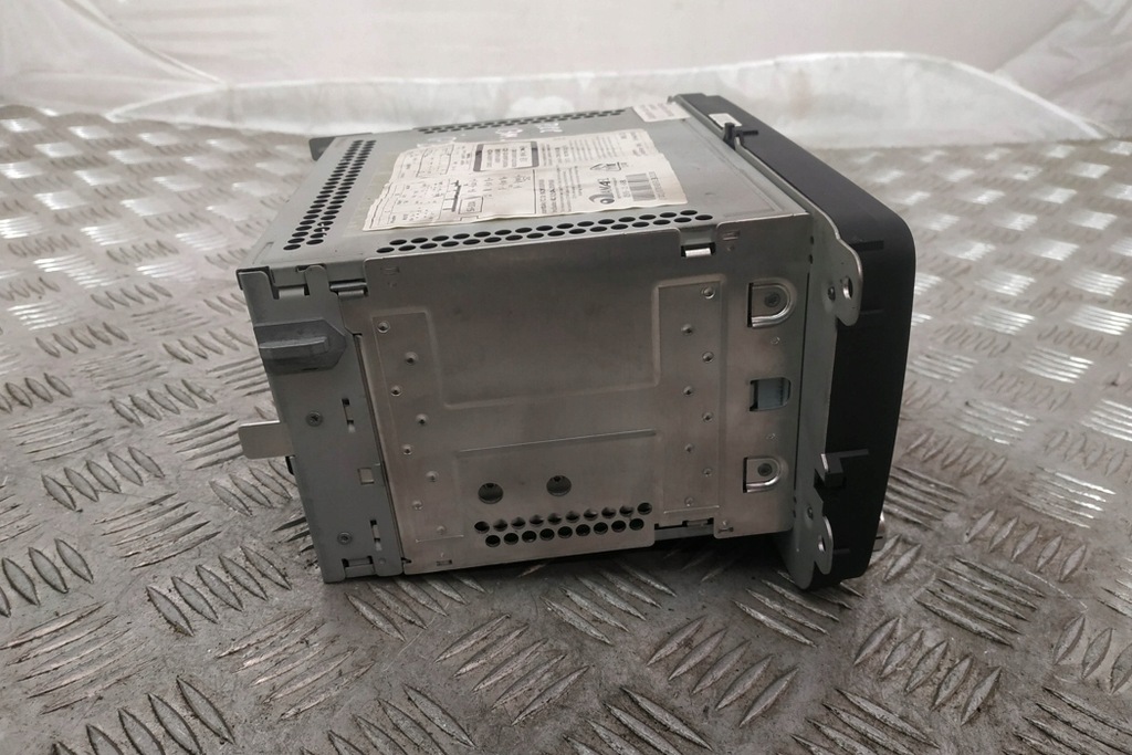 фото №9, Радіо з навігація vw cc 358 3c8035279m 2.0l дизель 103kw 2013