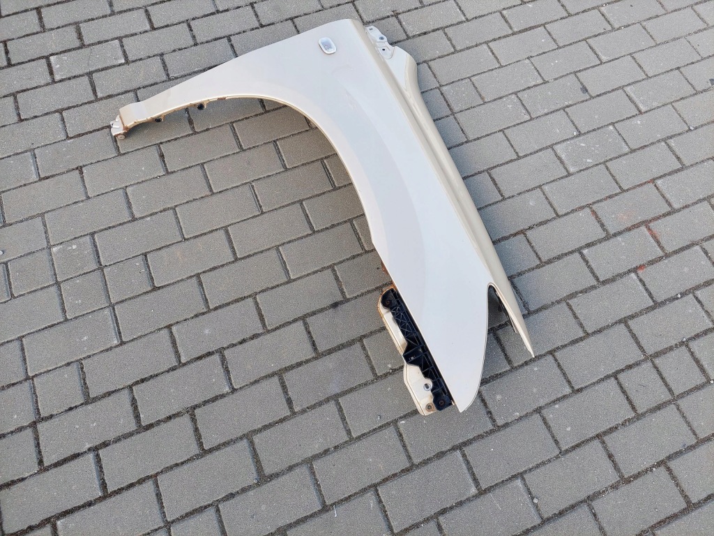 Крыло  перед передний правый  + кронштейн  lexus rx 2 rx400 h 300 400 4t1 Доставка