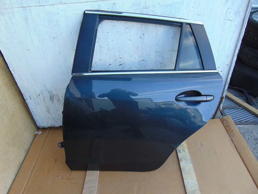 фото №1, Дверь левый задняя mazda 6 gj kombi 42a