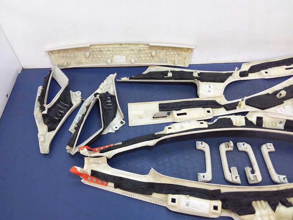 фото №13, Audi a8 d4 long потолок защита солнцезащитный