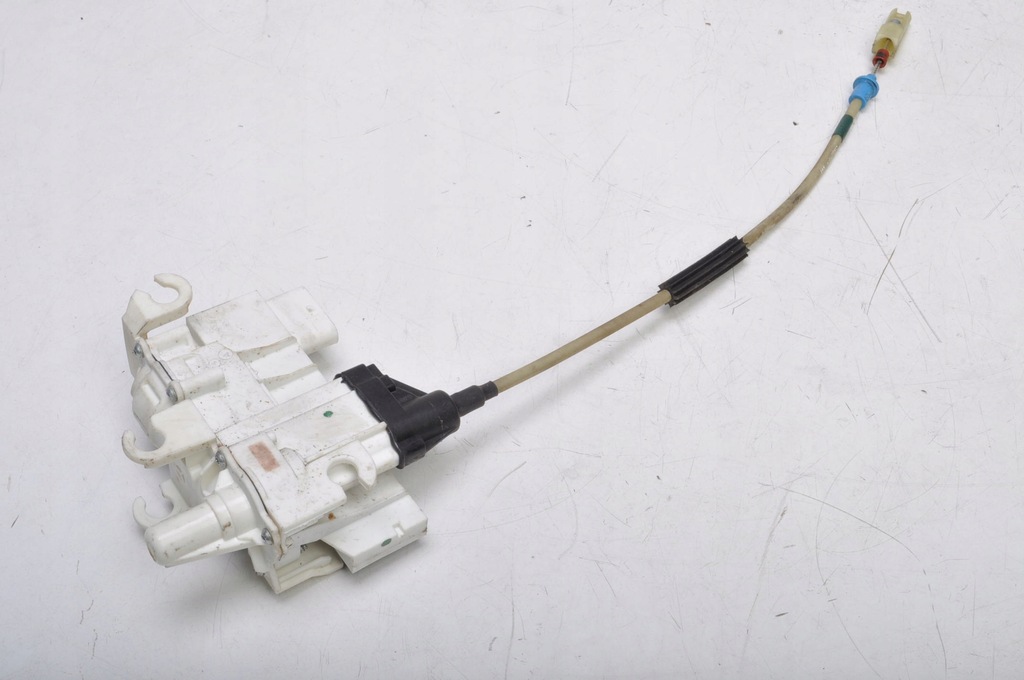 фото №1, Bmw 7 g12 доводчик дверь левый задняя 7368451