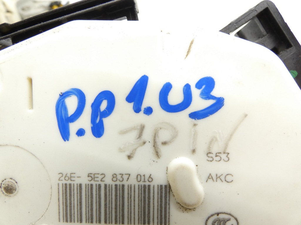 фото №4, Замок двері правий перед skoda rapid 5e2837016 7pin