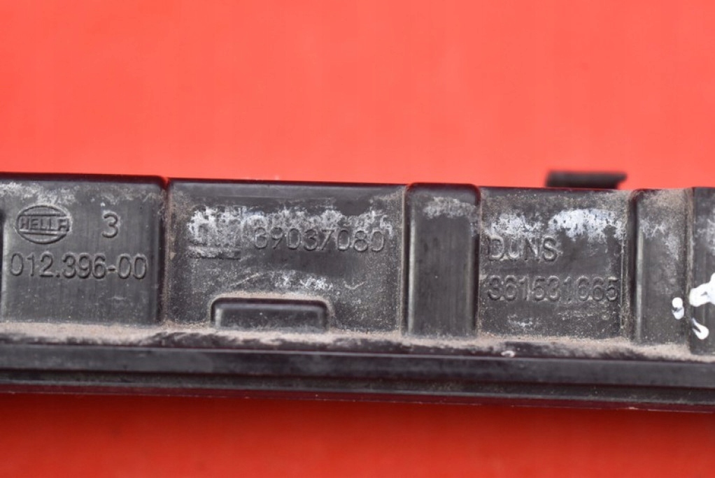 фото №9, Світло стоп-сигнал стоп 39037080 opel astra 5 v k kombi 15-20