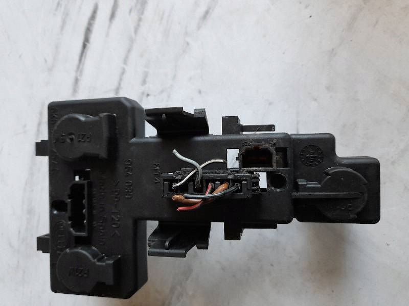 фото №3, Вкладыш лампы задняя seat ibiza