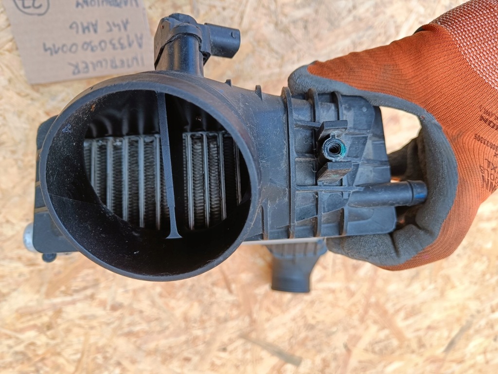 Mercedes a45 amg радиатор воздуха интеркулер a1330900014 идеальный в Украине